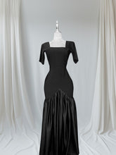 Load image into Gallery viewer, Noire