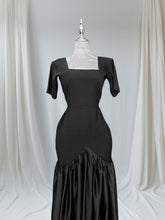 Load image into Gallery viewer, Noire